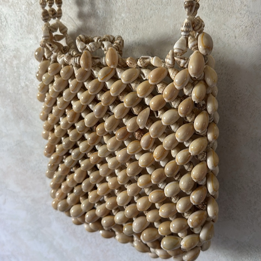 Beaded Shell Bag - Picture 2 of 3